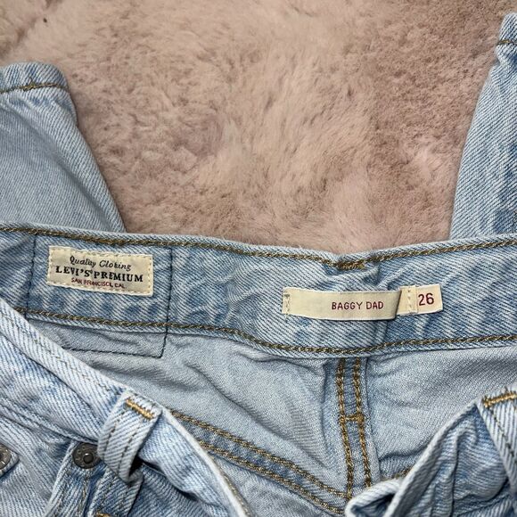Levi’s light wash blue jeans baggy dad denim women’s size 26 - Picture 4 of 7